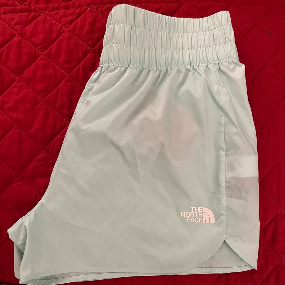 The North Face Women's Mint Color Athletic Shorts, NWT. Youth Female XXL 18-20.